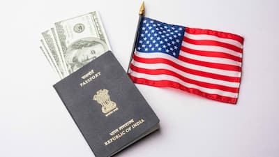 USA: అమెరికాలో భయంభయంగా తెలుగు విద్యార్థులు.. సోషల్‌ మీడియాలో పోస్ట్‌ చేసినా వీసా రద్దు. 
