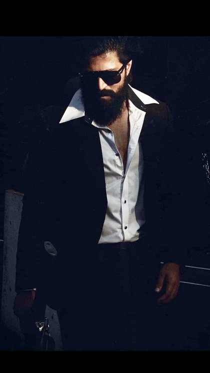 South star Yash turns 39