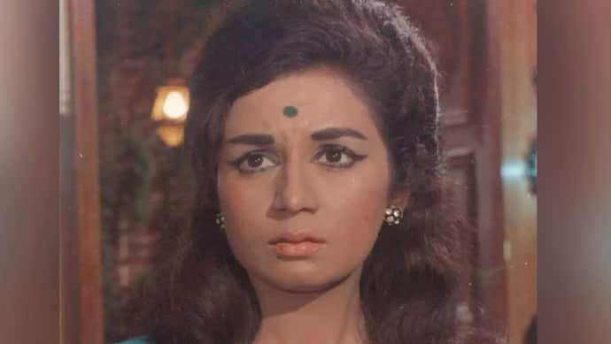 veteran actress nanda birth anniversary