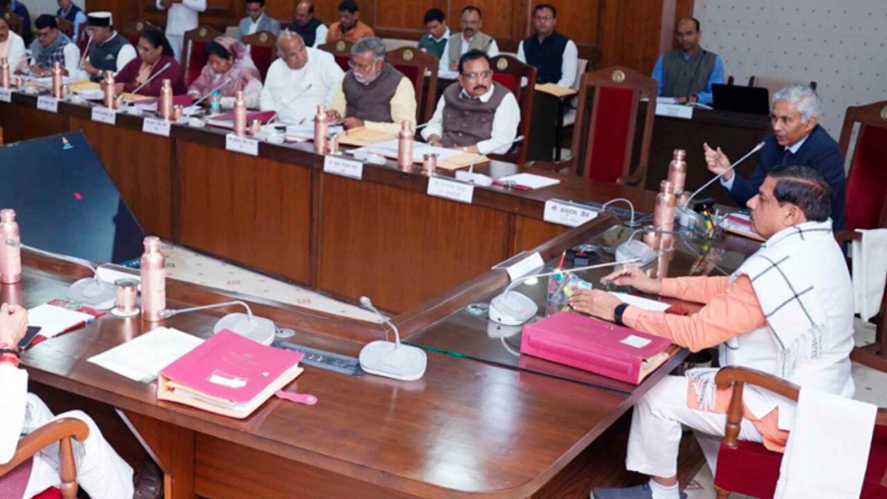 Mohan Yadav Council of Ministers meeting approved Swami Vivekananda Yuva Shakti Mission