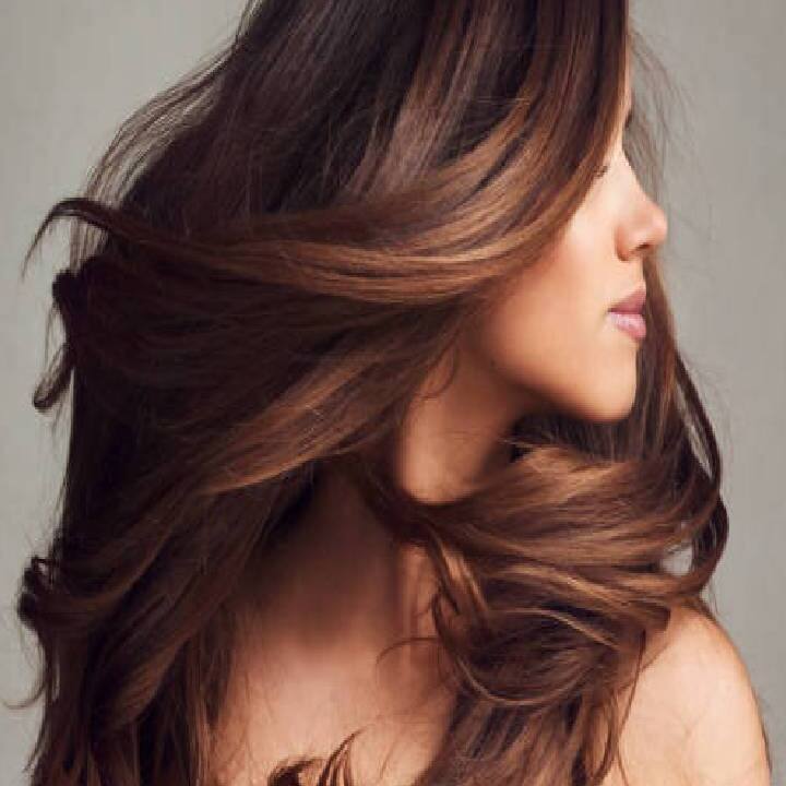 Hair Growth: జుట్టు తెగ రాలిపోతుందా? ఈ టిప్స్ తో చెక్ పెట్టండి​!