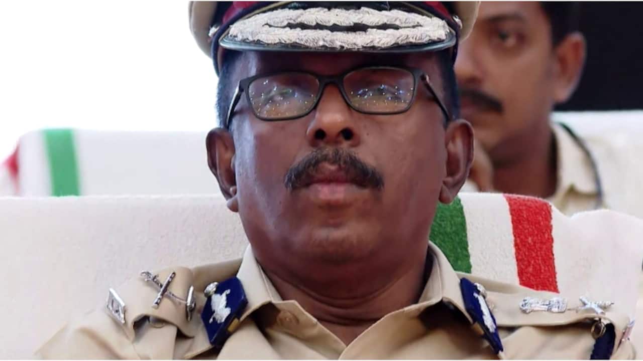 എംആർ അജിത് കുമാറിന് ക്ലീൻചിറ്റ് നൽകിയ വിജിലൻസ് അന്വേഷണ റിപ്പോർട്ട് കോടതിയിൽ സമർപ്പിച്ചു