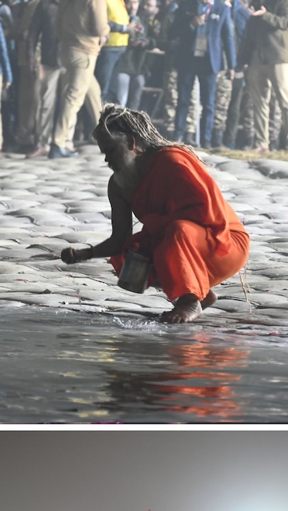 <p>13 जनवरी से प्रयागराज में महाकुंभ 2025 शुरू हो चुका है. नागा साधुओं और श्रद्धालुओं की भारी भीड़ ने संगम तट को पवित्र ऊर्जा से भर दिया है.</p>
