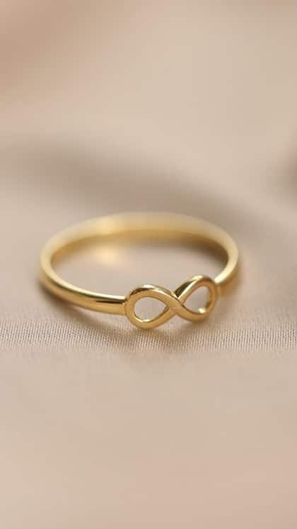 Infinity Pattern Gold Ring