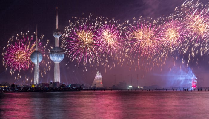 kuwait residents to get five day holiday as part of national day 