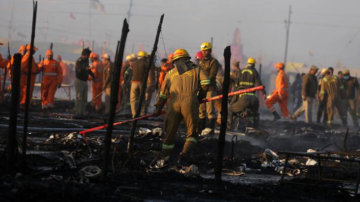 Yogi-Adityanath-government-proactive-preparations-and-swift-action-avert-major-fire-at-Prayagraj-Mahakumbh-2025