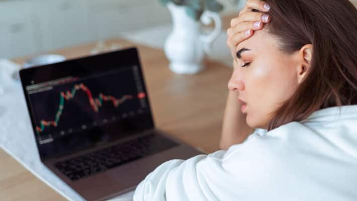 Stock Market Bleeds Red  Why Your Portfolio is Down and How to Recover