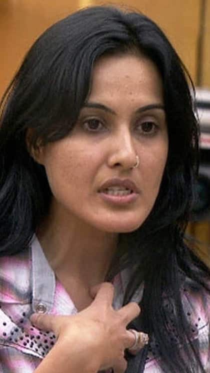 2. Kamya Panjabi
