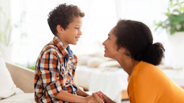Parenting Tips: పిల్లల విషయంలో పేరెంట్స్ కామన్ గా చేసే తప్పులు ఇవే..!