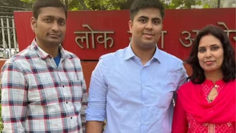 गर्लफ्रेंड का धोखा टूट गए,  फिर शुरू हुई UPSC जर्नी,  IAS बनकर बदली किस्मत