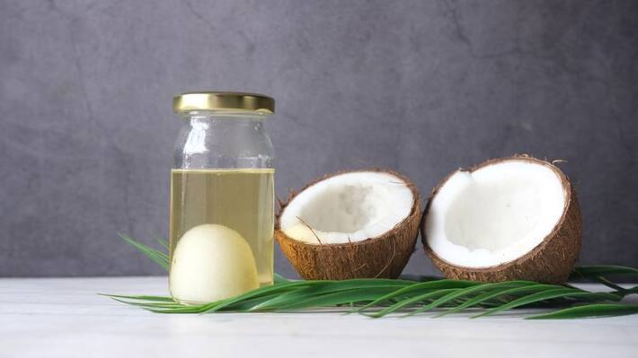 How to make coconut oil at home