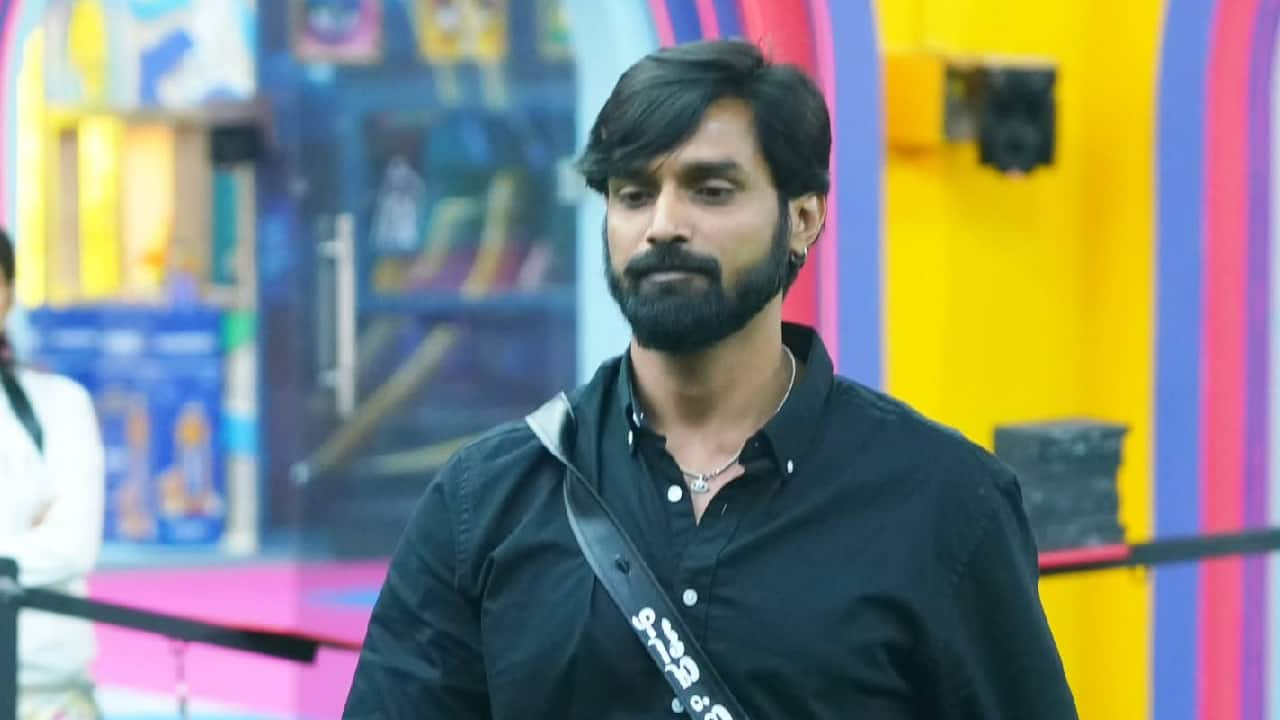 bigg boss kannada 11 trivikram speaks about his real girlfriend