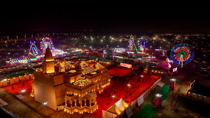 UP tourism boom 65 crore visitors in year 2024