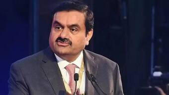 Gautam adani loses ఒక్కరోజులో అదానీ రూ.23,660 కోట్లు లాస్.. ప్రపంచ కుబేరుల జాబితాలో గల్లంతు!