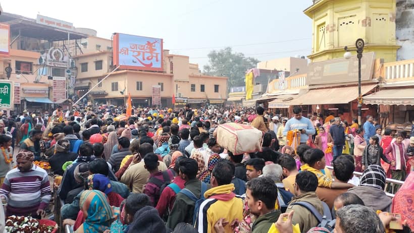 Ayodhya sees record crowd on Mauni Amavasya: 50 lakh devotees arrive in 72 hours
