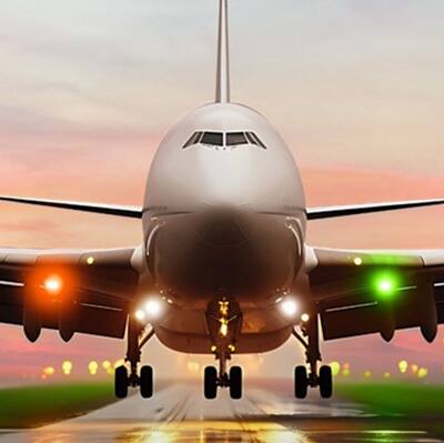 Airport Jobs: ఎయిర్‌పోర్ట్‌లో జాబ్ చేయాలనుందా? ఇంటర్ పాసైతే చాలు.. రూ.30 వేలు జీతంతో కెరీర్ ప్రారంభించొచ్చు