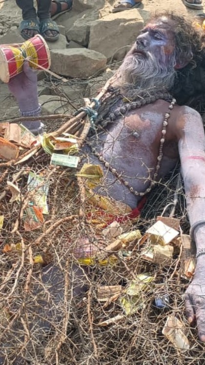 महाकुंभ 2025: 'कांटो वाले बाबा' कब से कर रहें साधना? जानें डिटेल