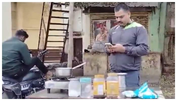 Suspended SI opens tea shop in front of Jhansi Superintendent of Police s office