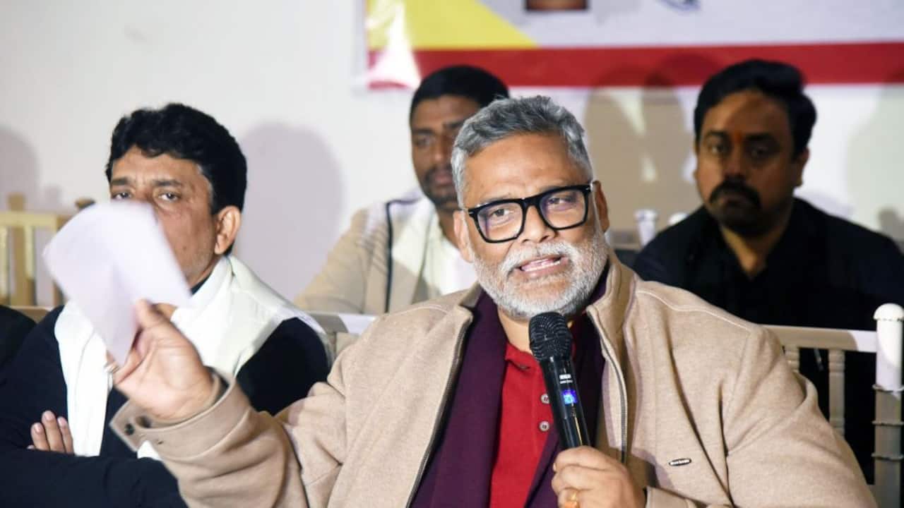 ‘Nagas, Babas & politicians should also die to attain moksha’: Pappu Yadav on Kumbh stampede (WATCH)