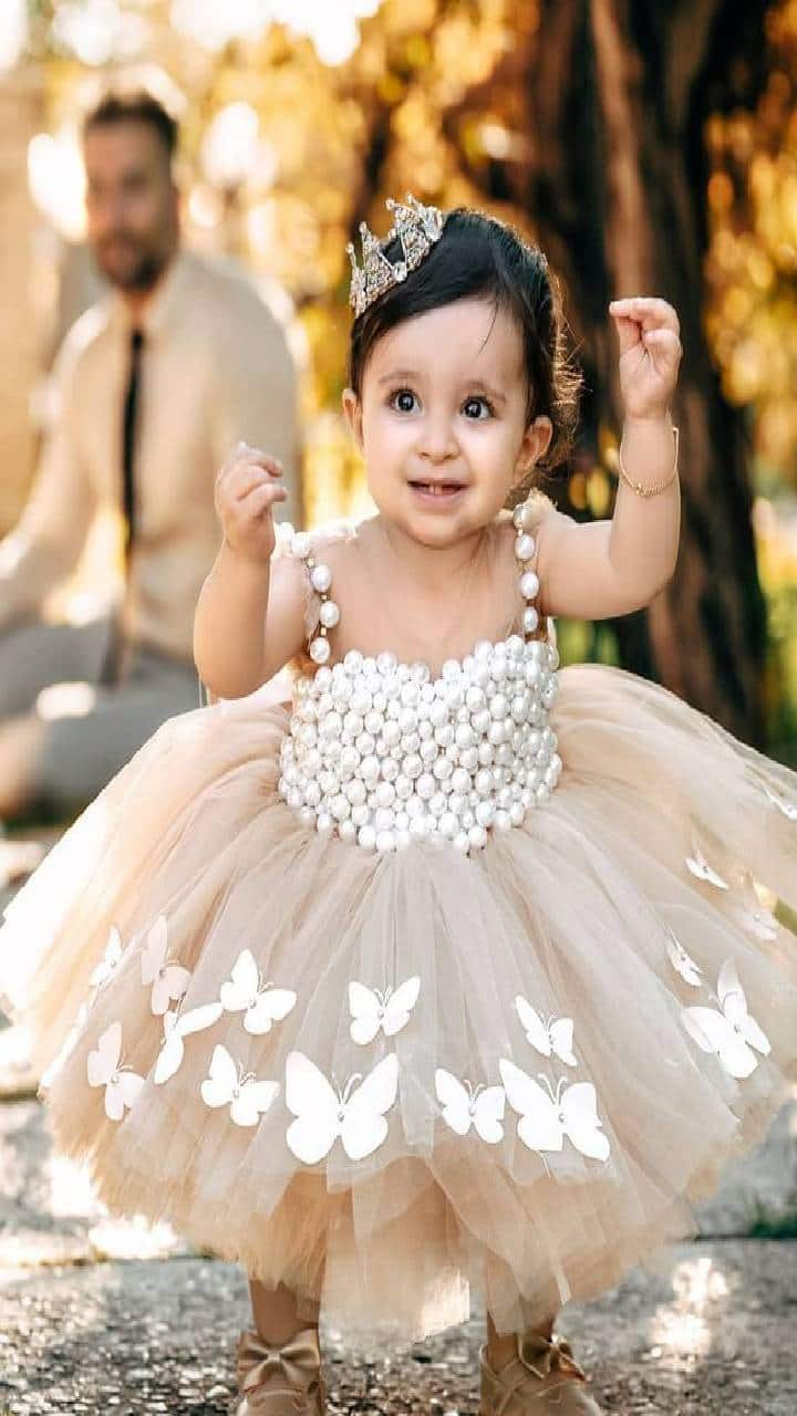 Beautiful dress for daughters first birthday