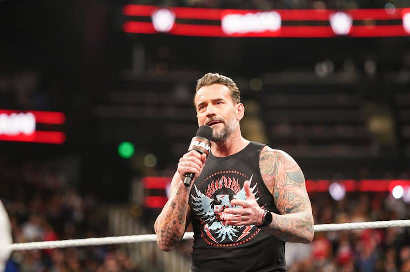 WWE: 5 Longest Reigning Champions Who Dominated the Industry