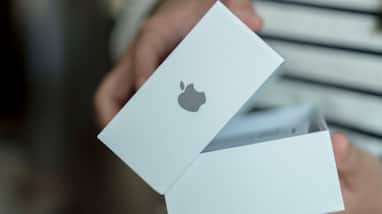 Apple May Rename iPhone 17 Pro Max to iPhone 17 Ultra Apple May Rename iPhone 17 Pro Max to iPhone 17 Ultra