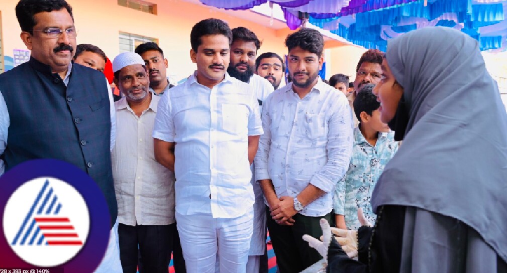 Congress mla said that the muslims contribution for country is unique at ballari rav