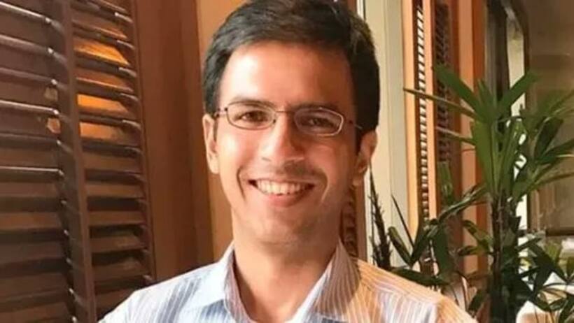 Who is Abhinav Chandrachud, the lawyer representing Ranveer Allahbadia?