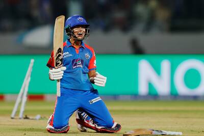 MI vs DC: హర్మన్‌ప్రీత్ కౌర్-సివర్ బ్రంట్ ఇన్నింగ్స్ వృధా.. చివరి బంతి వ‌ర‌కు ఉత్కంఠ పోరు 