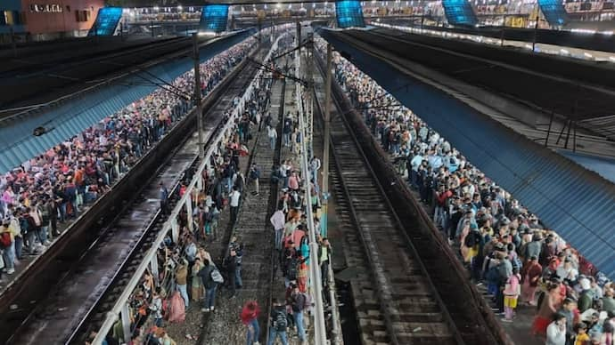 New delhi railway station