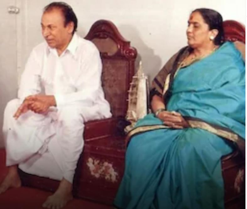 Dr Rajkumar talk on his wife Parvathamma long back in an Interview