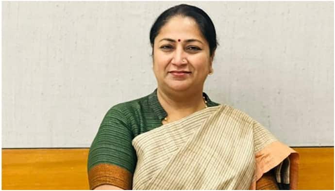 Delhi CM Rekha Gupta Assets