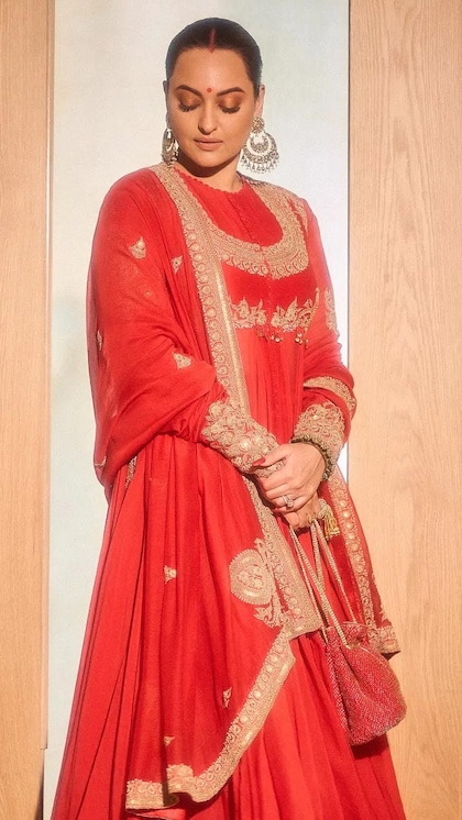 7 Sonakshi Sinha suit inspiration for Eid al-Adha