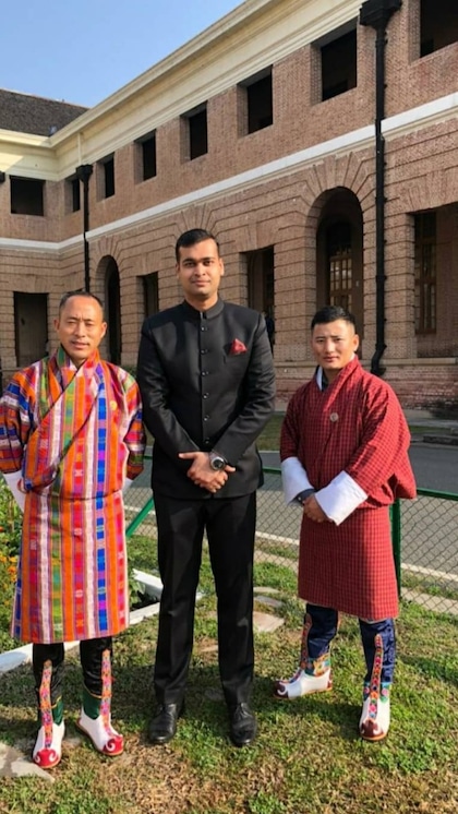 IFS Amit Gemawat: An Example of Courage and Struggle