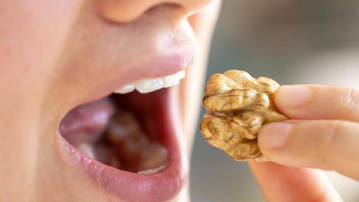 Best dry fruits to eat in summer