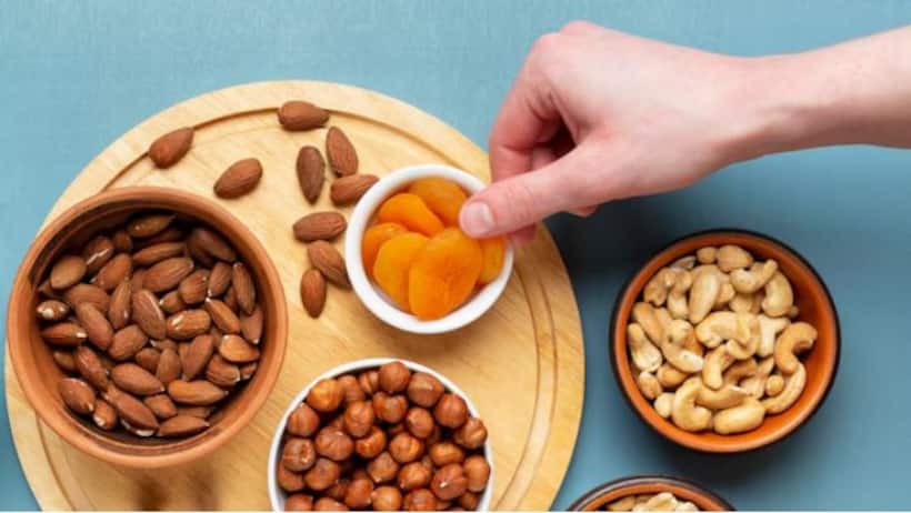 Dry Fruits: ఎండాకాలంలో డ్రై ఫ్రూట్స్ ఎలా తినాలో తెలుసా?