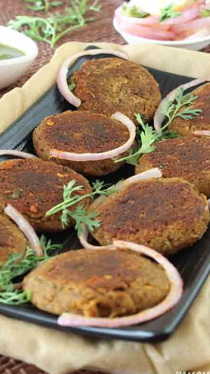 bhopal famous food delicious non vegetarian cuisines