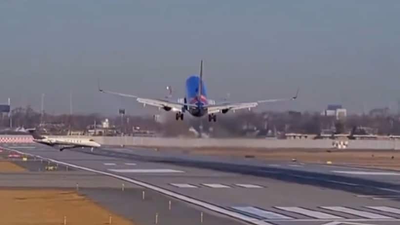 Disaster averted as US flight aborts landing at last minute to avoid collision with jet (WATCH)