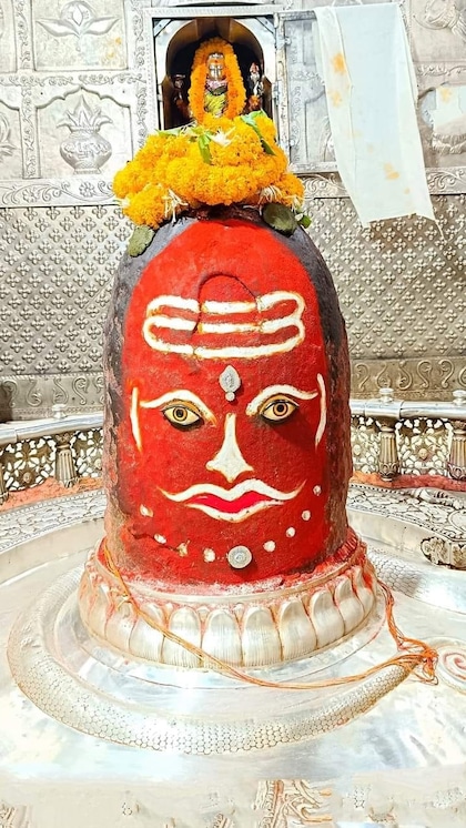 5 Most Effective Mantras of Shiva and Their Benefits