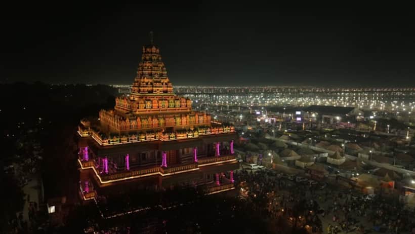 Majestic display of unity at Sangam: Mahakumbh celebrates Sanatan Dharma's oneness