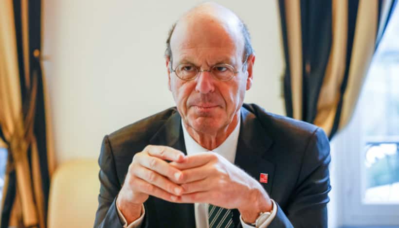 EU threatens to retaliate with tariffs if US maintains 25% levies, says French finance minister