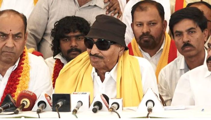 karnataka news Live today Vatal Nagaraj protests against price hike in Ramanagara rav 