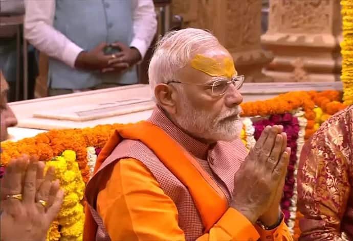 PM Modi extends Holi greetings, wishes for unity and renewed energy