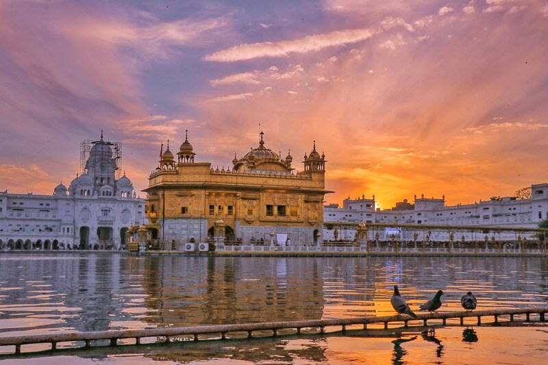 Golden Temple Langar: Worlds Largest Free Kitchen Feeding Millions iwh