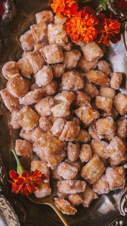 Holi 2025: How to make perfectly crispy and soft shakkar para at home