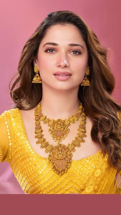 <p>కష్ట సమయంలో మనం బయట సహాయం కోసం వెతుకుతామని, నిజానికి మనలోనే అన్ని సమస్యలకు పరిష్కారాలు ఉన్నాయని తమన్నా చెప్పింది.</p>
