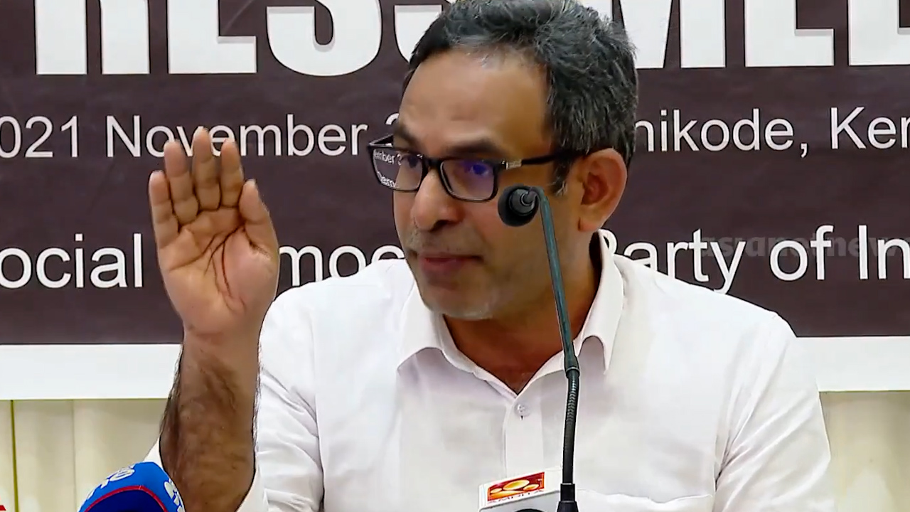 News Hour: ರನ್ಯಾ ರಾವ್‌ ಚಿನ್ನದ ಹಿಂದೆ ಪ್ರಭಾವಿ ಪಾತ್ರ, ಕೋರ್ಟ್‌ನಲ್ಲಿ ಡಿಆರ್‌ಐ ಅಧಿಕಾರಿಗಳು ಹೇಳಿದ್ದೇನು?