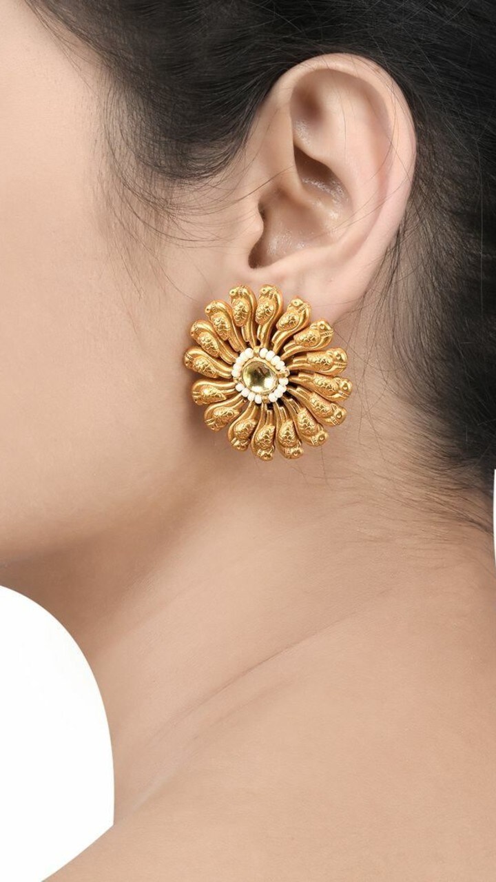 If you want to make sturdy earrings for your mother here is the latest design