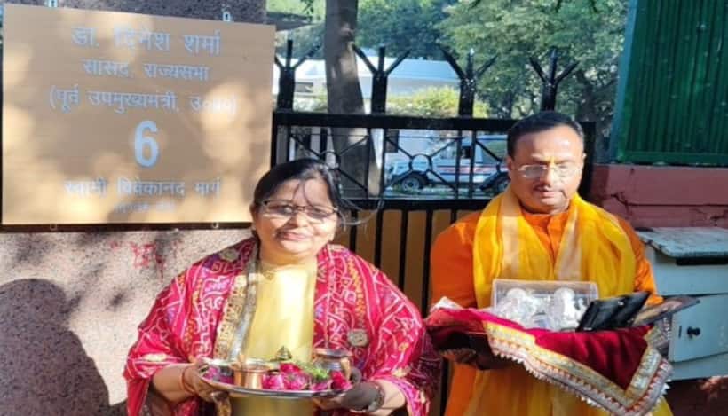 Tughlaq Lane or Vivekananda Marg? BJP leaders change nameplates of houses, stir debate (WATCH)