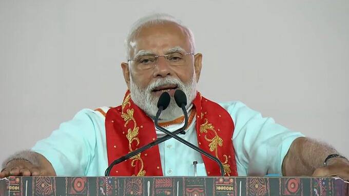 PM Modi in Surat